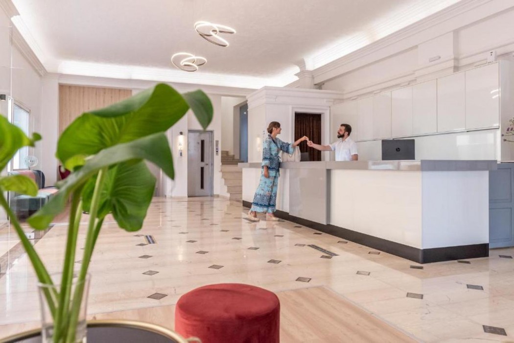 azure mare hotel