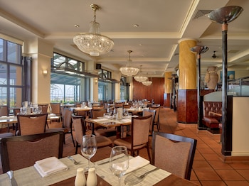 stamford grand adelaide