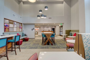 hampton inn and suites portland west
