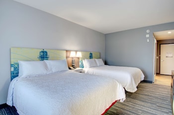 hampton inn and suites portland west