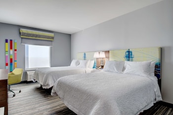 hampton inn and suites portland west