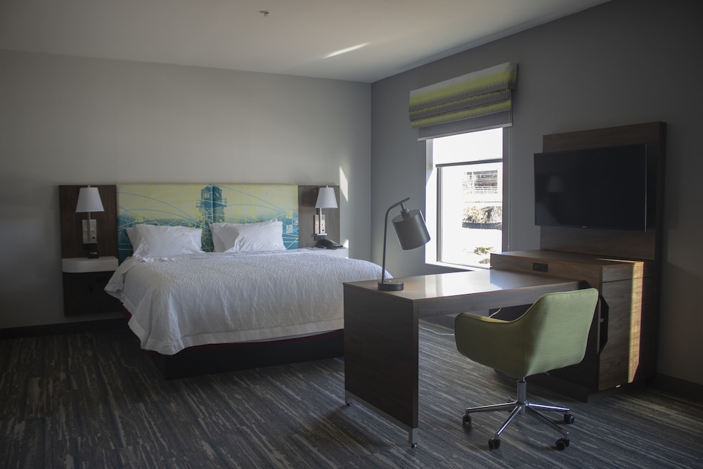 hampton inn and suites portland west