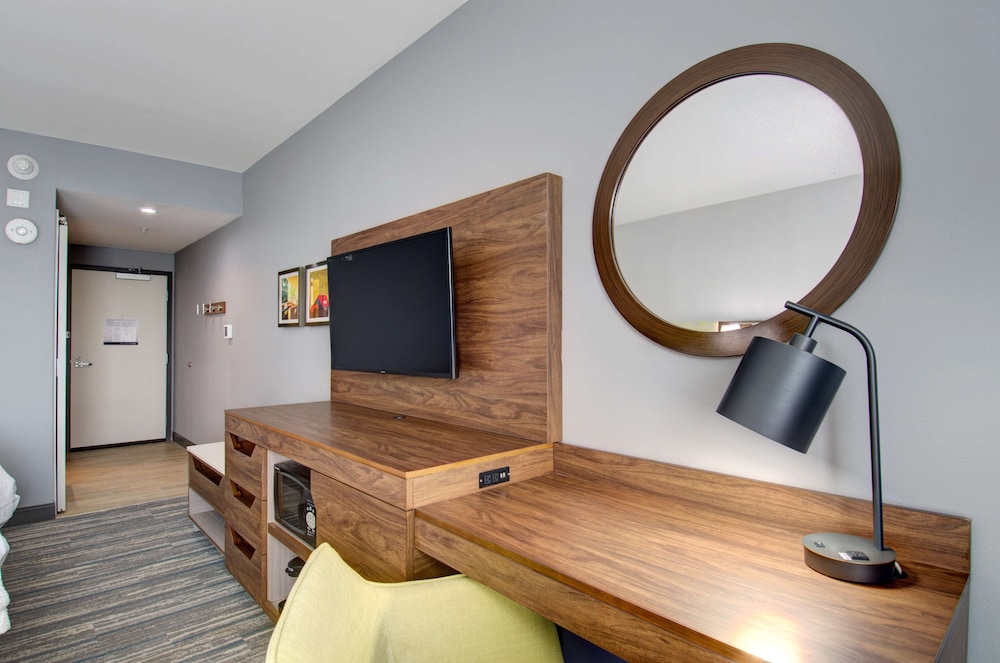 hampton inn and suites portland west