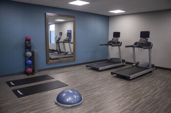 hampton inn and suites portland west