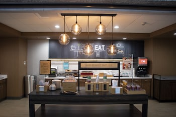 hampton inn and suites portland west