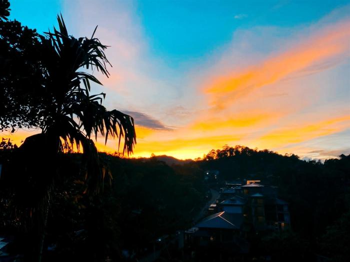 poomaz peace palace ella