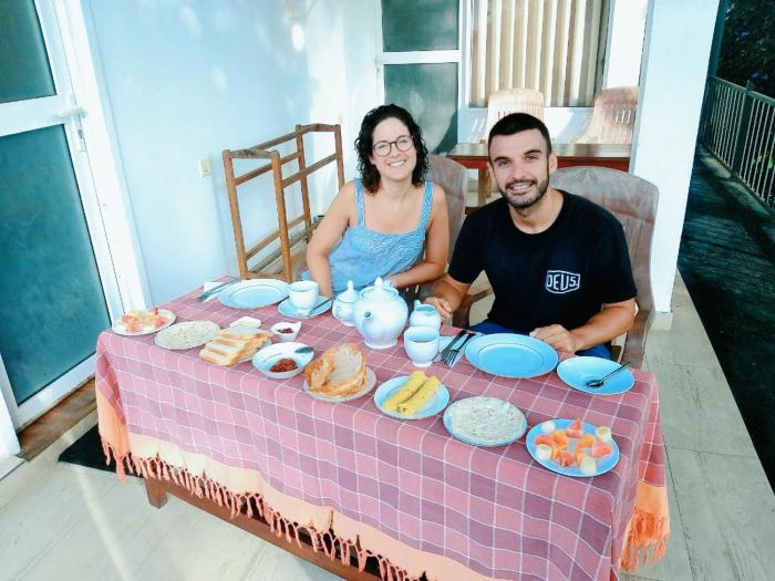 poomaz peace palace ella