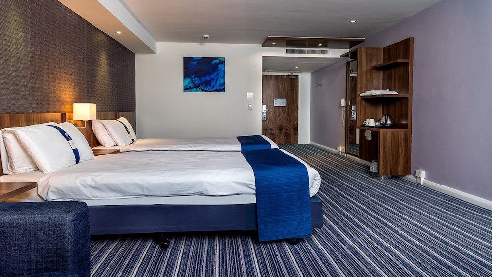 holiday inn express glenrothes by ihg