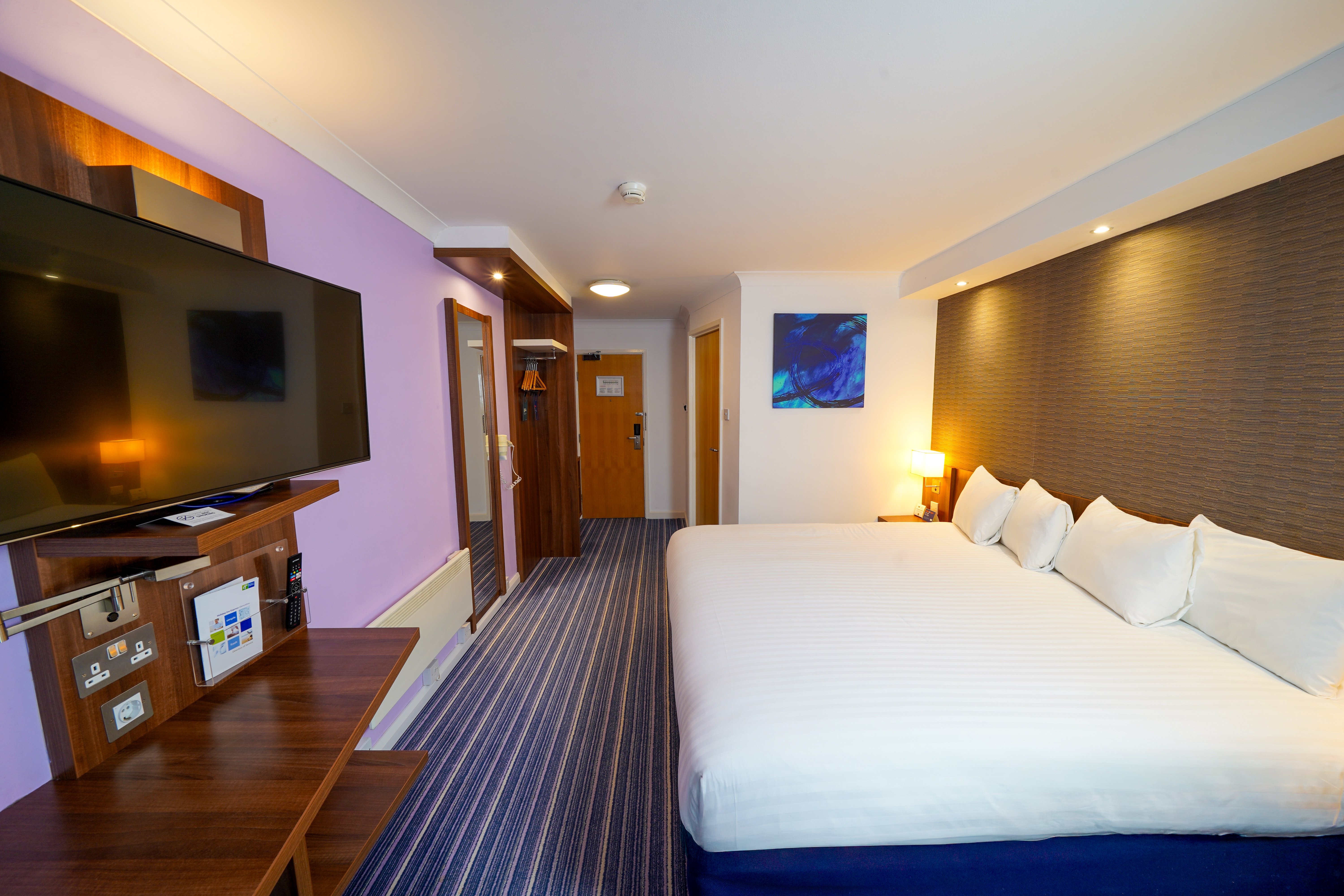 holiday inn express glenrothes by ihg