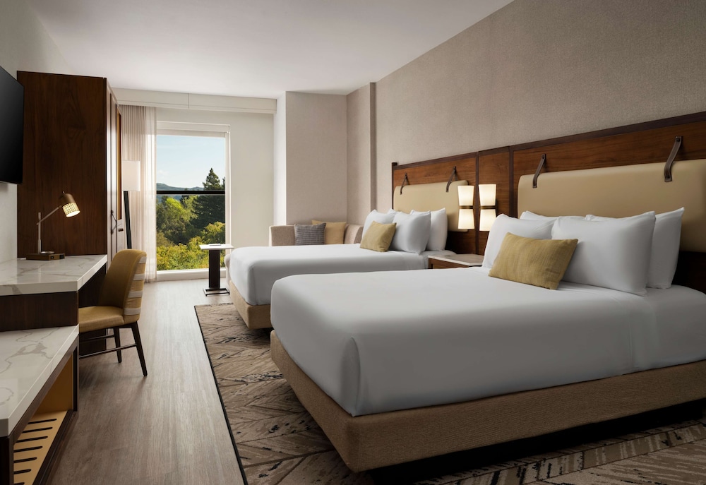 hotel centro sonoma wine country tapestry collection hilton