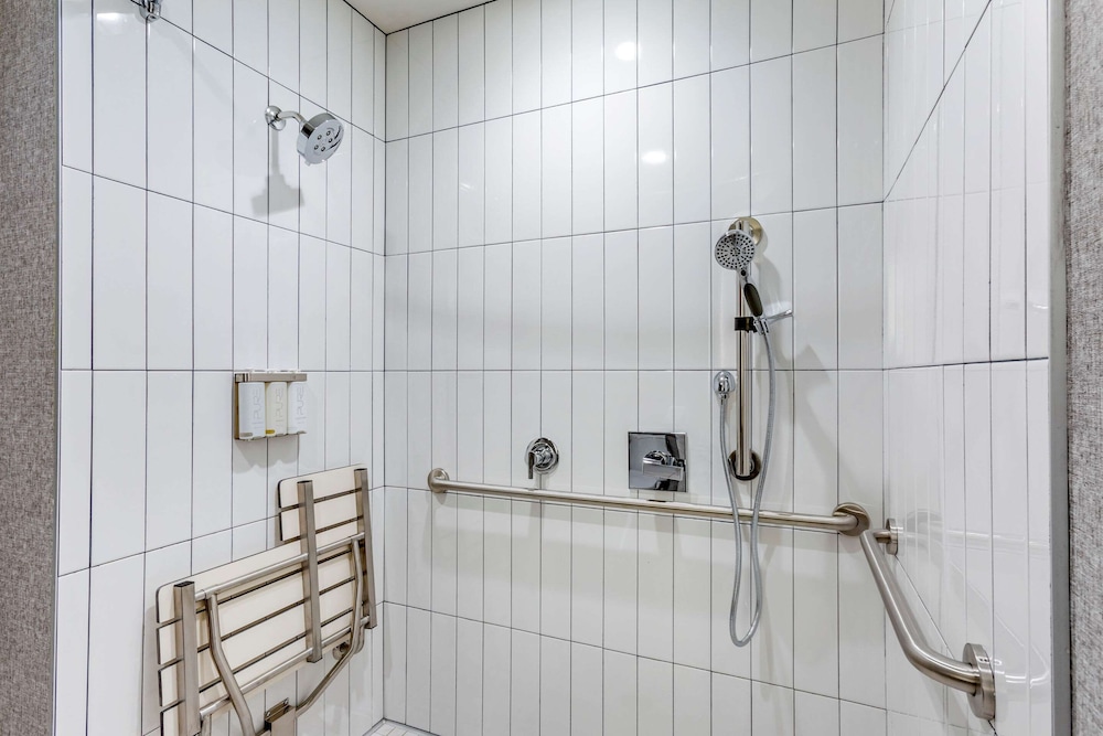 hotel centro sonoma wine country tapestry collection hilton