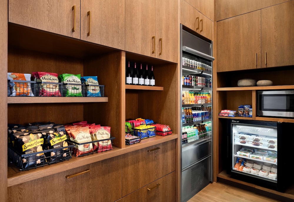 hotel centro sonoma wine country tapestry collection hilton