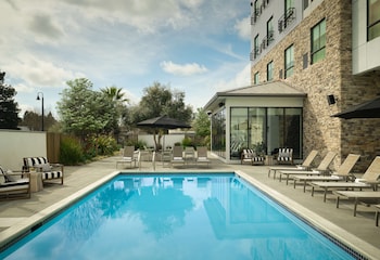 hotel centro sonoma wine country tapestry collection hilton