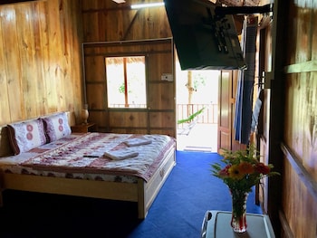 mekong daniel bungalow