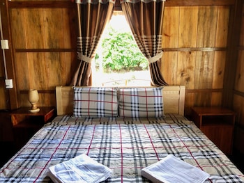 mekong daniel bungalow