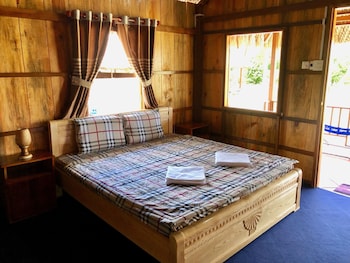 mekong daniel bungalow