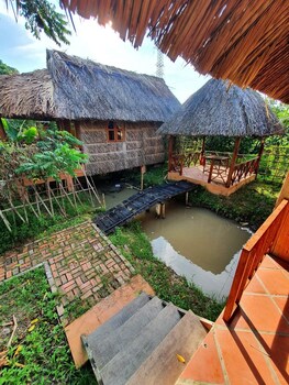 mekong daniel bungalow