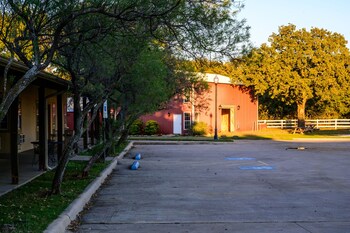 lone star lodge and marina