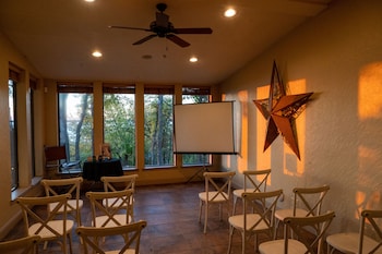 lone star lodge and marina