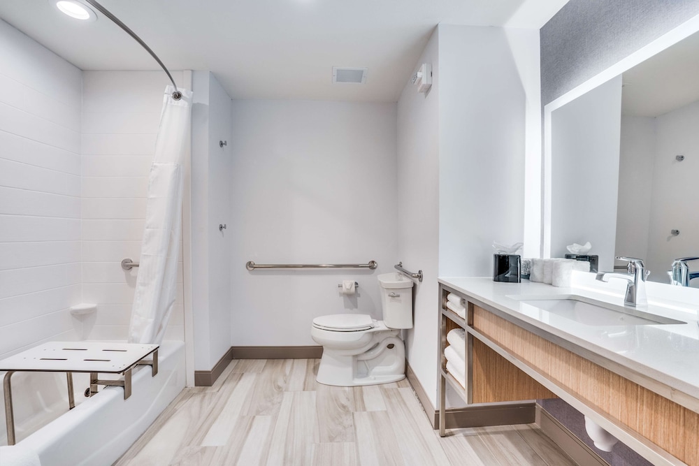 hilton garden inn north dallas central expy