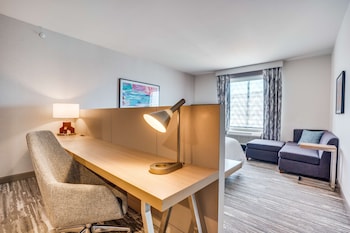 hilton garden inn north dallas central expy