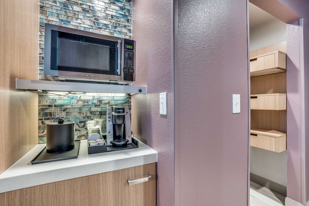 hilton garden inn north dallas central expy