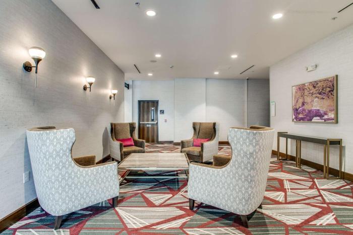 hilton garden inn north dallas central expy