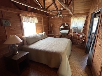 thunderbird resort and event center