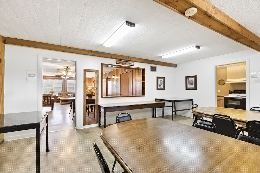 thunderbird resort and event center