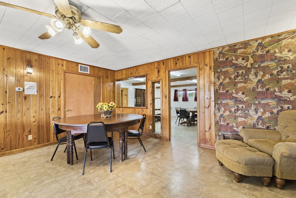 thunderbird resort and event center