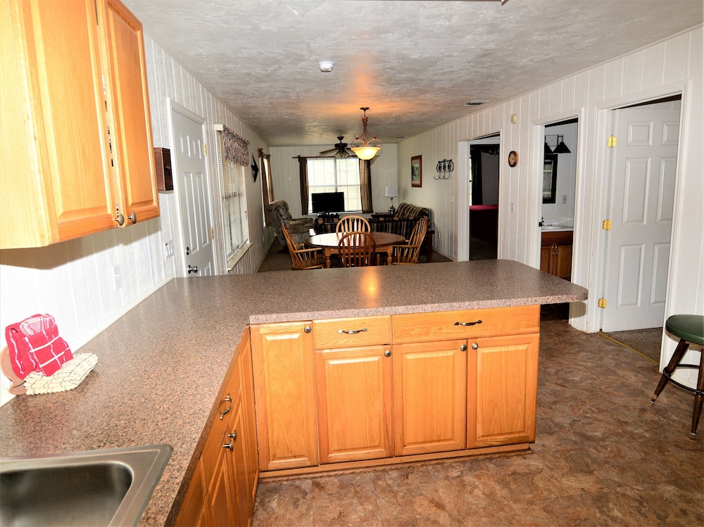 thunderbird resort and event center