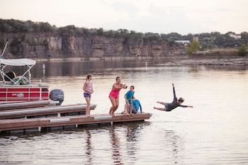 thunderbird resort and event center