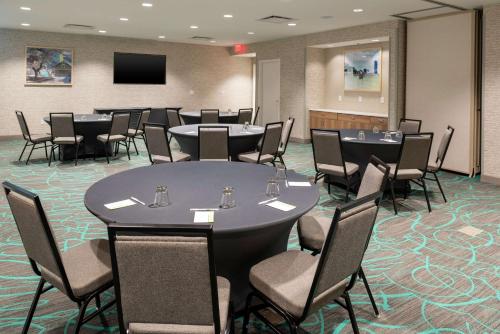 home2 suites by hilton appleton