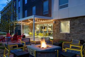 home2 suites by hilton appleton