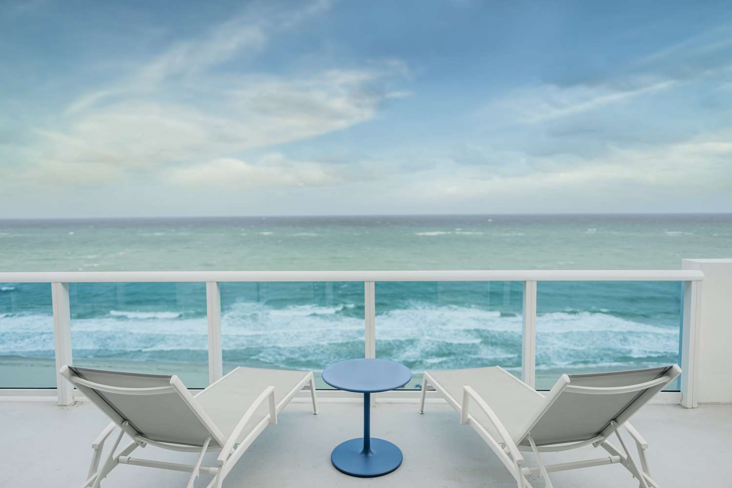 hotel maren fort lauderdale beach curio collection by hilton