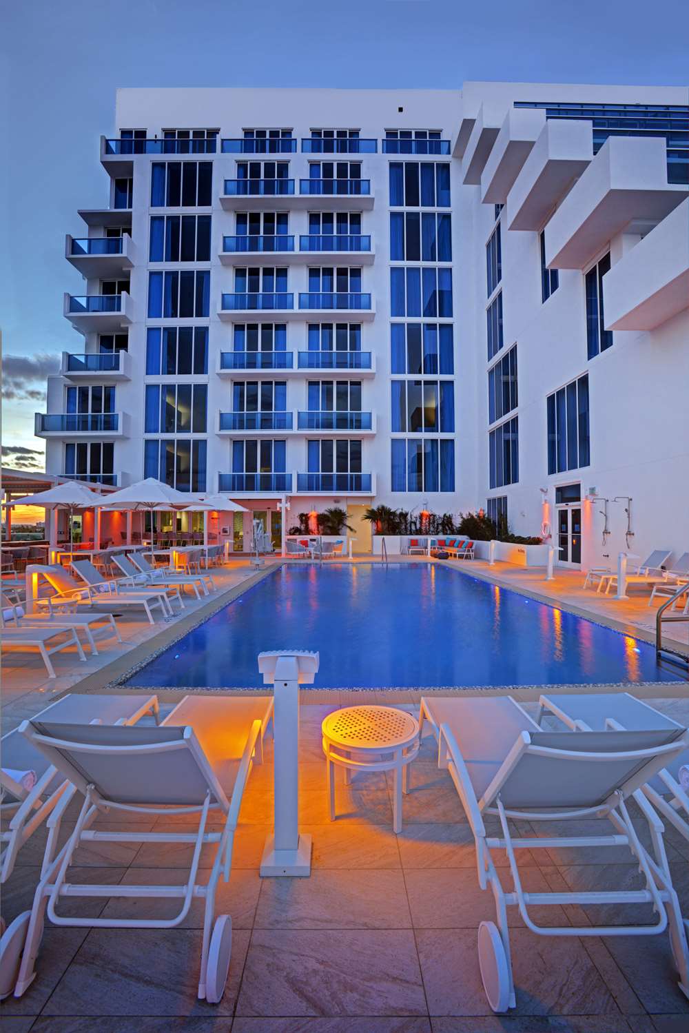 hotel maren fort lauderdale beach curio collection by hilton