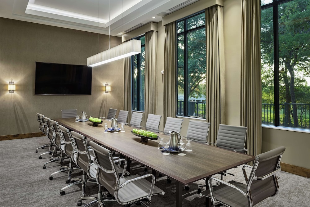 the bevy hotel boerne a doubletree by hilton