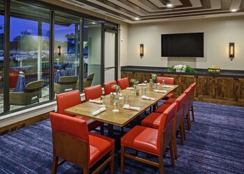 the bevy hotel boerne a doubletree by hilton