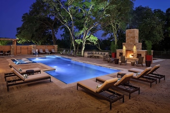 the bevy hotel boerne a doubletree by hilton