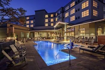 the bevy hotel boerne a doubletree by hilton
