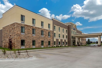 comfort inn and suites ames near isu campus