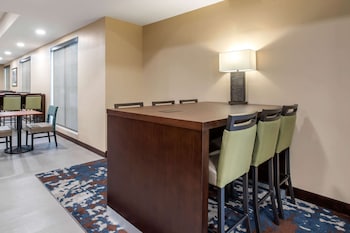 comfort inn and suites ames near isu campus