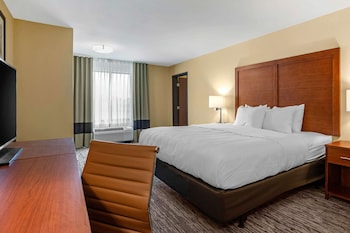 comfort inn and suites ames near isu campus
