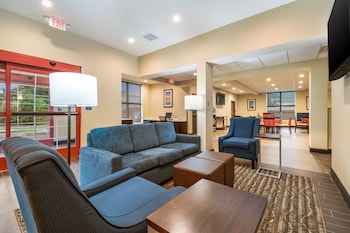 comfort inn and suites harrisburg hershey west