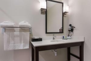 sleep inn east camden