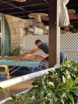 Le Blanc Bleu,Halat>>Byblos,3 star