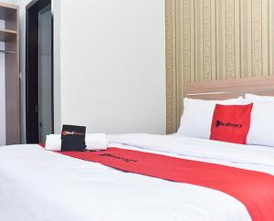 reddoorz plus near malang town square