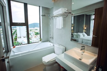 glamour hotel da nang