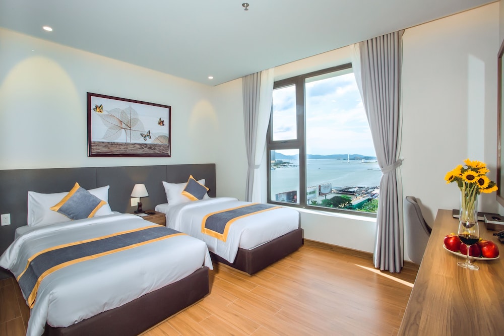 glamour hotel da nang