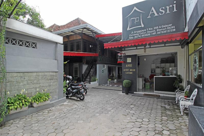 reddoorz near terminal condong catur